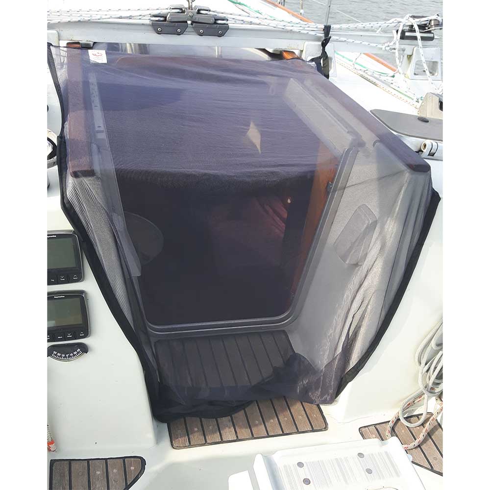 Companionway screen installed sailboat | Sogeman